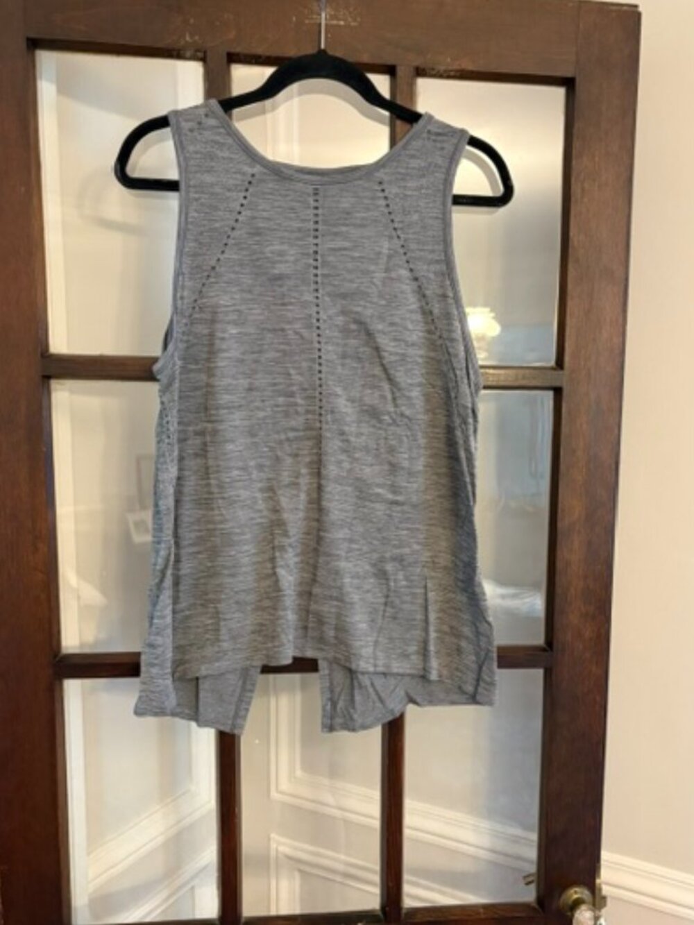 Athleta Foothill Seamless Tank Top in Gray, Size Medium